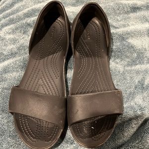 Black Iconic Crocs Comfort